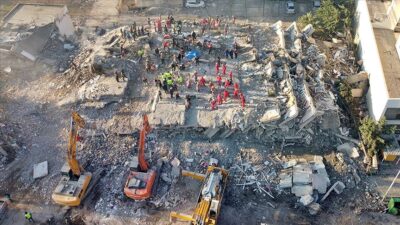 Japon Profesör Shinji: Dünyanın en büyük ‘kara depremleri’nden biri