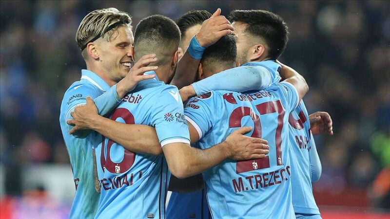 Trabzonspor, Spor Toto Süper Lig'in 22. haftasında sahasında Fraport TAV