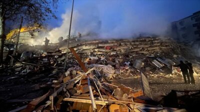 Azerbaycan 370 kişilik arama kurtarma ekibi gönderecek