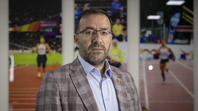 Türkiye Atletizm Federasyonu (TAF) Başkanı Fatih Çintimar, Kahramanmaraş merkezli deprem