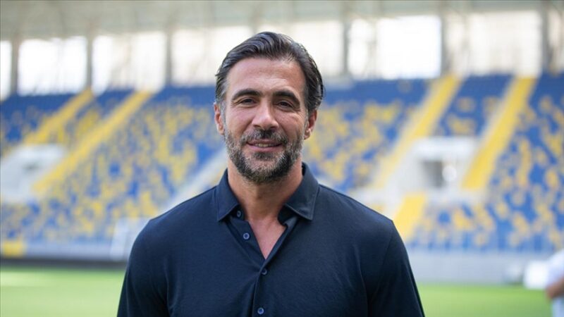 Spor Toto Süper Lig ekibi MKE Ankaragücü'nde teknik direktör Ömer