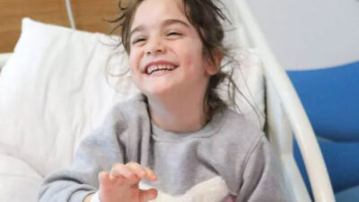 Minik Derin’den yürekleri ısıtan gülüş… AFAD ekipleri tarafından kurtarıldı