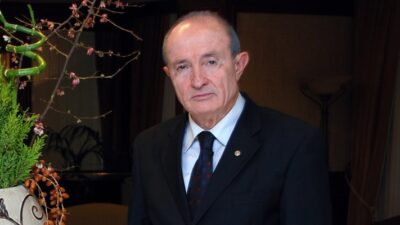 Vural Savaş hayatını kaybetti