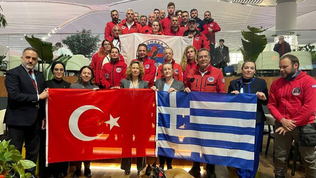 Yunan ekip deprem bölgesinde yaşadıklarını anlattı