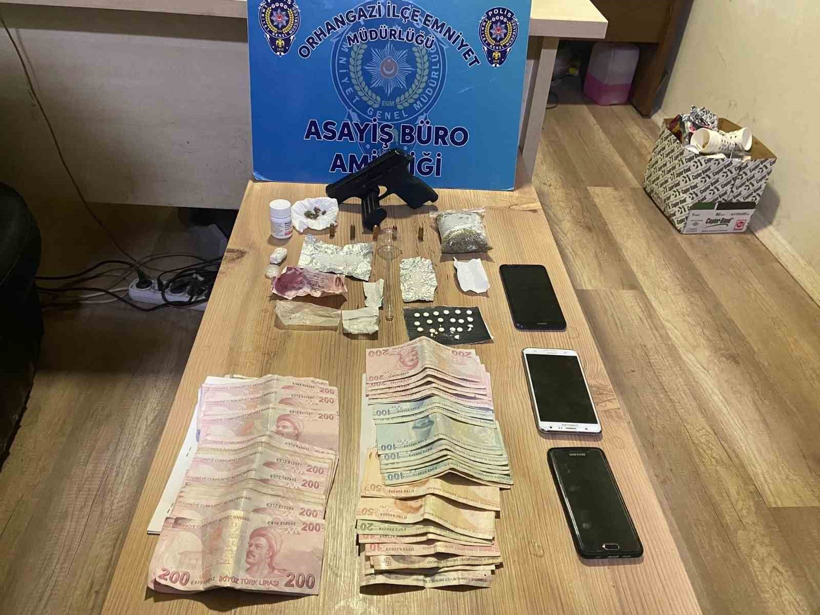 Bursa’da zehir ticaretine polis darbesi