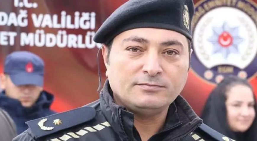 Derpemzedelerin yardım malzemelerini evine götürdü! Emniyet müdürü için karar