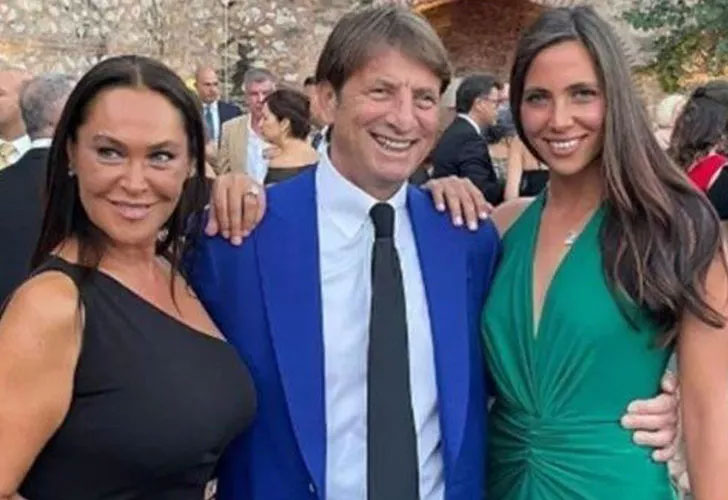 Zehra Çilingiroğlu sevgilisiyle gecelerde