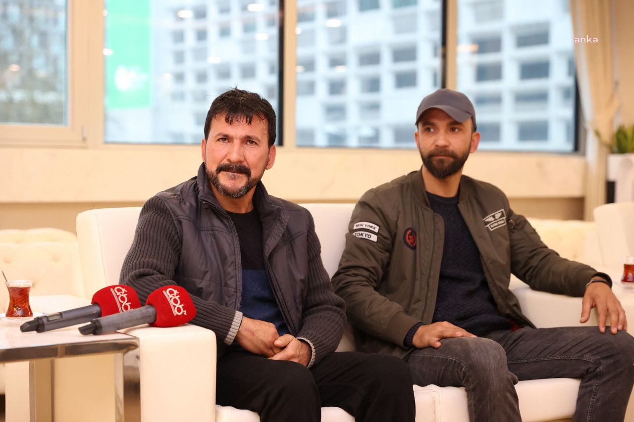 Enkazdan 162. saat sonra çıkartıldı: ‘Göz göze geldik. 15-20 saniye bakıştık’ Enkazdan 162. saat sonra çıkartıldı: ‘Göz göze geldik. 15-20 saniye bakıştık’