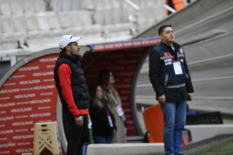 Özer Hurmacı’dan galibiyet sonrası açıklama Özer Hurmacı’dan galibiyet sonrası açıklama