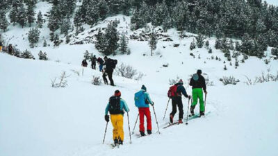 Artvin’de kayak yapanların üzerine çığ düştü: 2 ölü, 3 yaralı