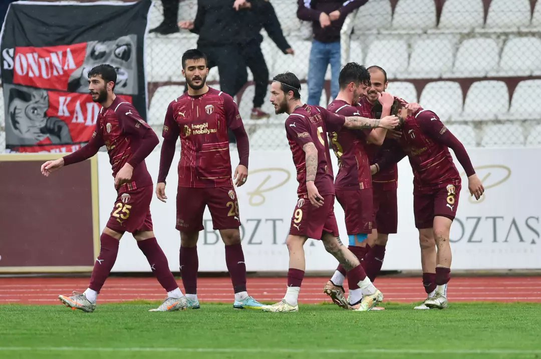 Bursa’daki bu maç kadın ve çocuklara ücretsiz! 2.Lig ekibi için kritik sınav… Bursa’daki bu maç kadın ve çocuklara ücretsiz! 2.Lig ekibi için kritik sınav…