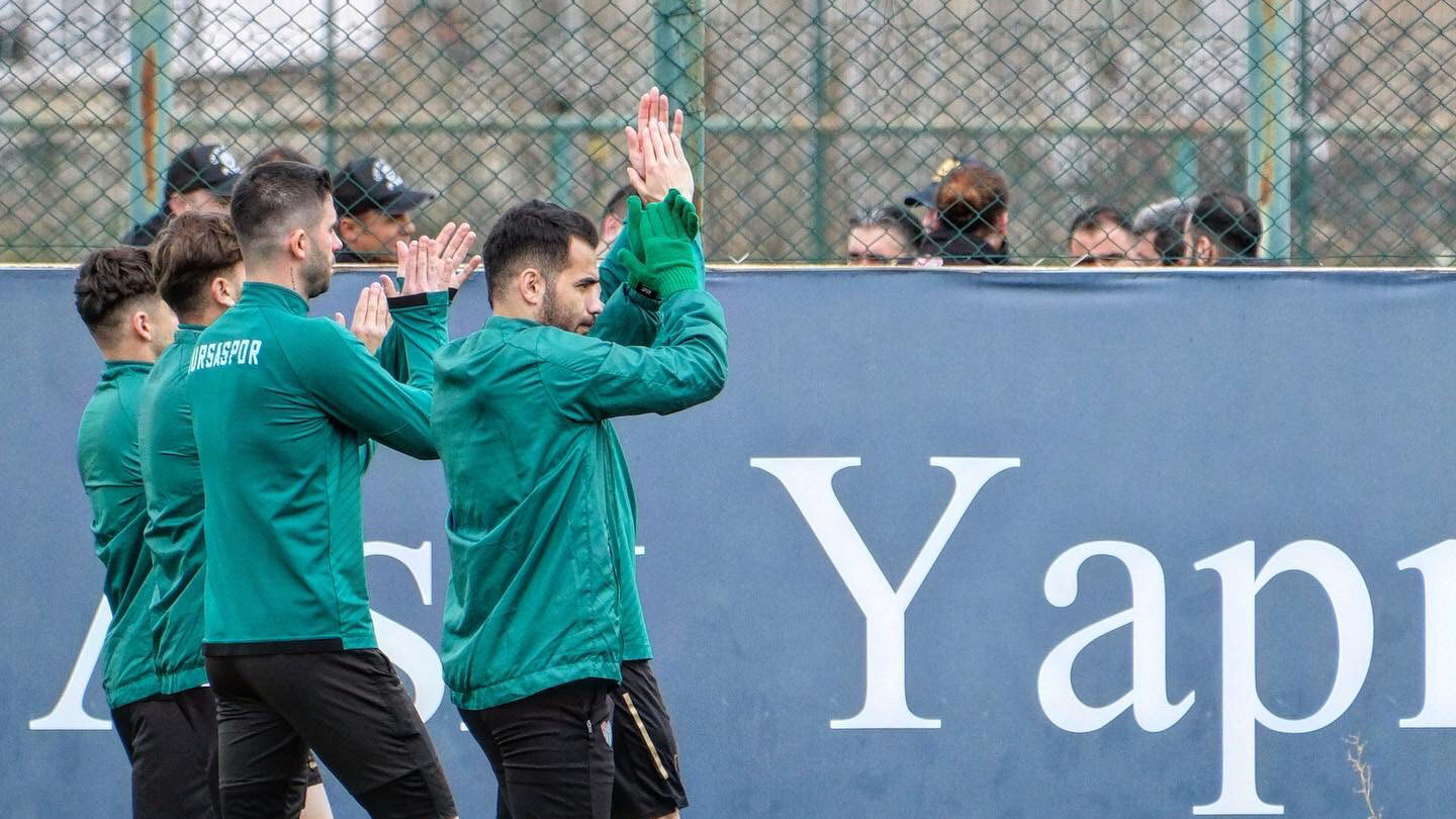 Bursaspor için dönüm noktası! İsmail Ertekin öğrencilerinden ne istedi?