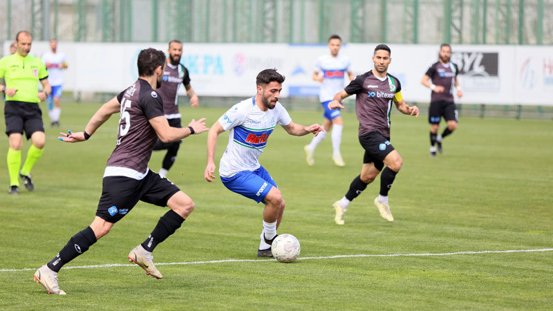TFF 3. Lig'de mücadele eden Bursa Yıldırımspor, evinde Bitexen Sapanca