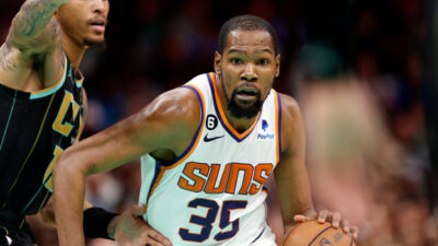Kevin Durant 3 hafta yok