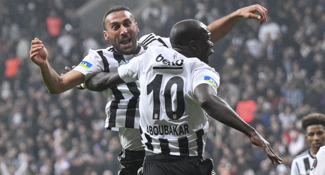 Beşiktaş’ta Cenk Tosun ve Aboubakar rüzgarı Beşiktaş’ta Cenk Tosun ve Aboubakar rüzgarı