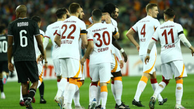 Galatasaray hazırlık maçında Karabağ’ı 2-1 yendi