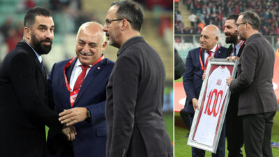 Arda Turan’a Bursa’daki milli maç öncesi ödül