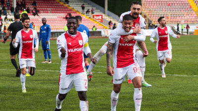 1. Lig’in zirvesini ilgilendiren maç kapalı gişe