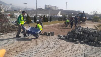 İnegöl Belediyesi deprem bölgesinde yapım çalışmalarını sürdürüyor