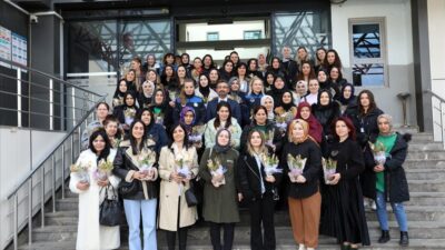 İnegöl Belediyesi’nden kadın personellere 8 Mart sürprizi