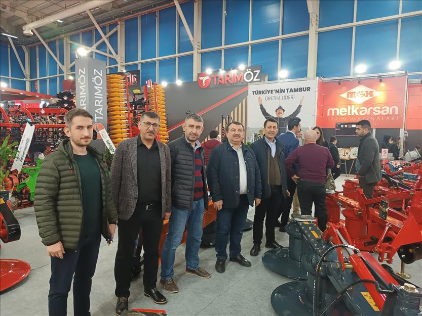 Genç çiftçiler İnegöl Belediyesi ile Konya Tarım Fuarı’nı gezdi