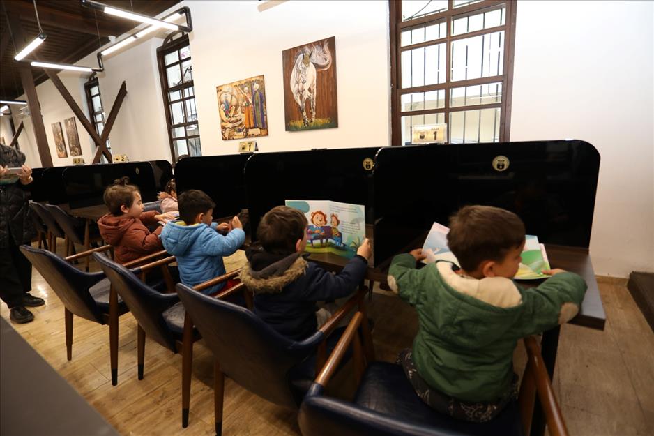 İnegöl’de minik okurlar Kütüphaneler Haftası’nı kutladı