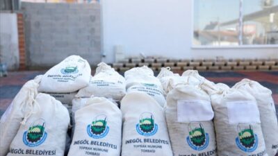 İnegöl Belediyesi tarlaların toprak analizini ücretsiz yaptırıyor