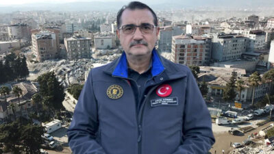 Bakan Dönmez depremzedelerin 4 milyar liralık faturalarının silindiğini duyurdu
