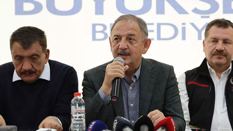 Özhaseki: Depremzedeler enkazdan çıkarılırken ‘Partisine bakın’ diyen ahlaksızlar var