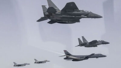 Kore yarımadasında gövde gösterisi