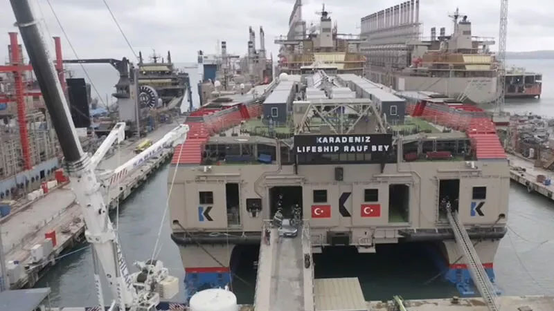 2 bin kişilik Rauf Bey gemisi Hatay’a gitmek üzere yola çıktı