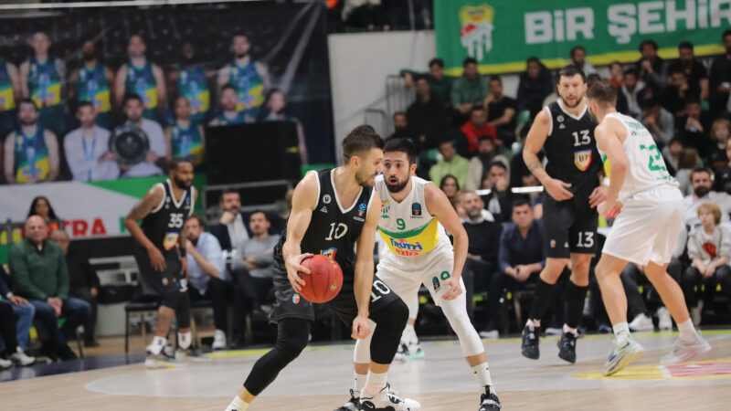 Bursaspor Romanya’da zafer peşinde! Kritik maç saat kaçta hangi kanalda? Frutti Extra Bursaspor, Cluj-Napoca ile TSİ 20.30’da oynayacağı karşılaşmayı kazanarak