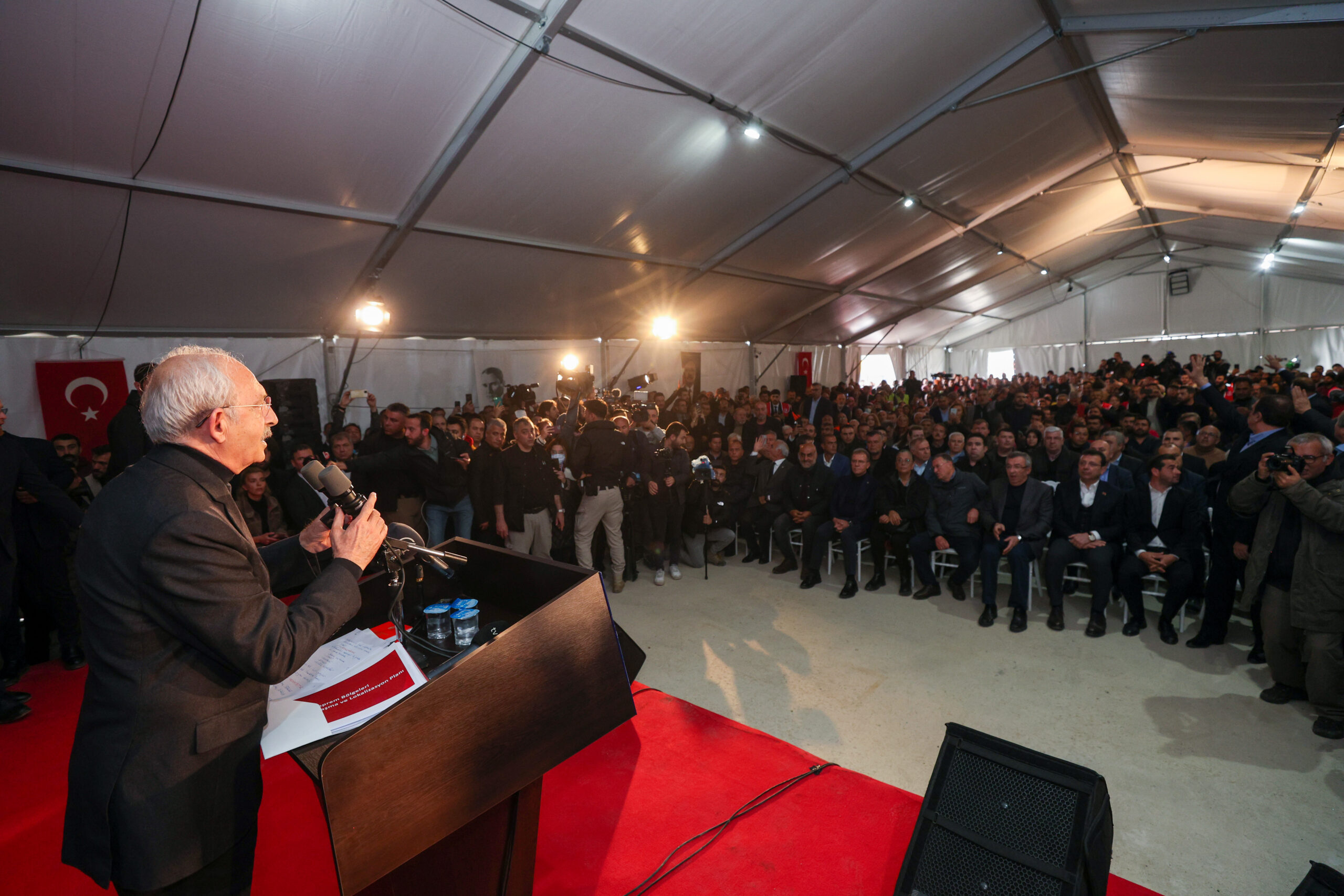 Kılıçdaroğlu: Depremzedelere TOKİ konutlarını ücretsiz vereceğiz