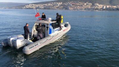 Bursa’da denizde kaybolan kişiyi ararken tabanca ve tüfek bulundu