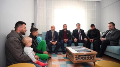 Başkan Dündar’dan depremzede ailelere ziyaret