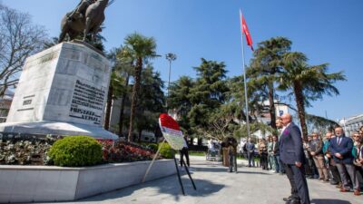 Bursa’da tiyatro sanatına emek veren sanatçılar, ‘27 Mart Dünya Tiyatro