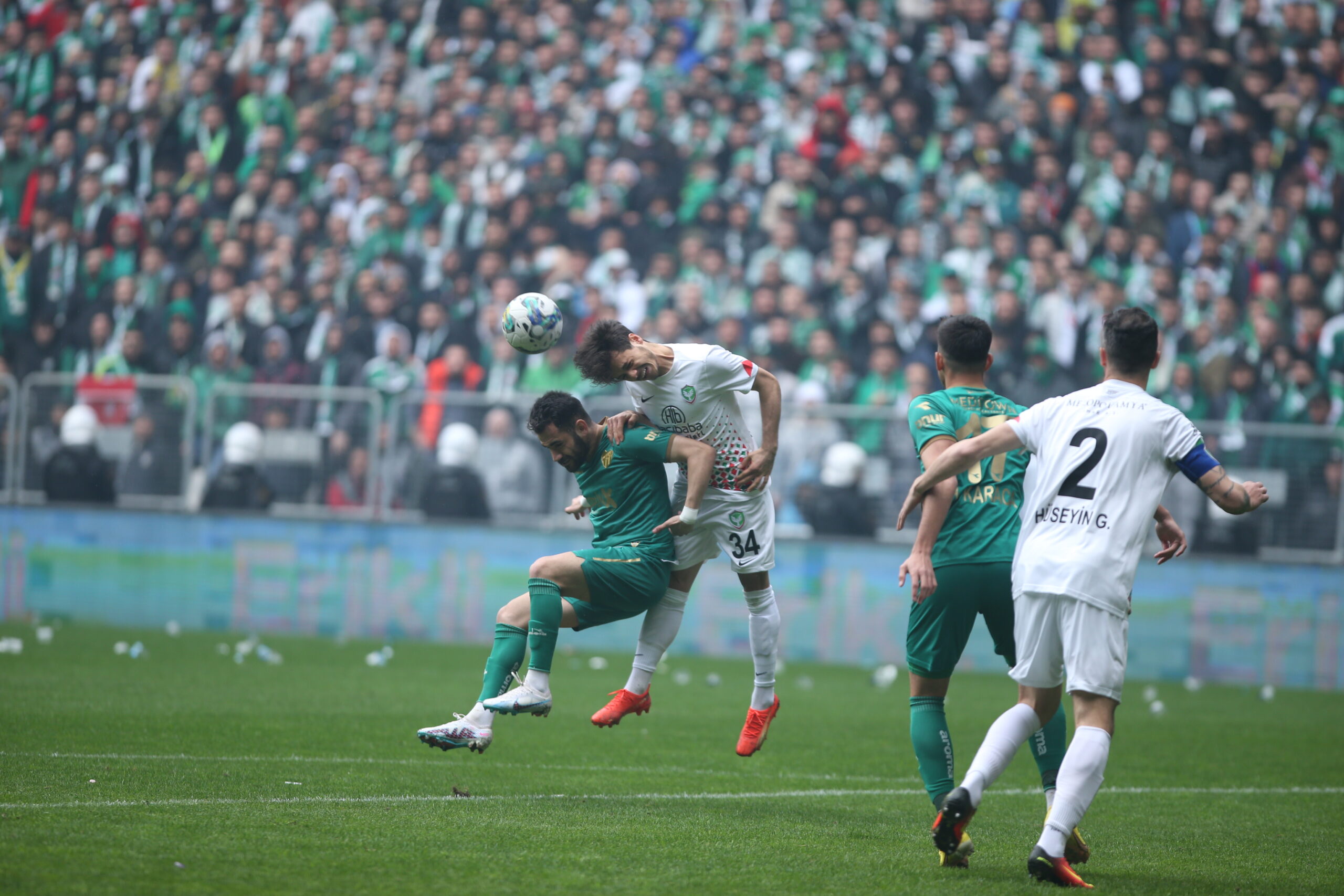 Bursaspor gergin maçtan 3 puan çıkardı! Bursaspor gergin maçtan 3 puan çıkardı!