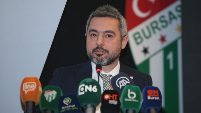 Bursaspor Başkanı Banaz: Cevabı kenetlenerek vereceğiz Bursaspor Başkanı Banaz: Cevabı kenetlenerek vereceğiz