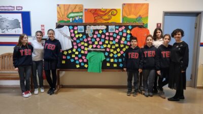 TED Bursa Koleji öğrencileri tekstil sektöründe su kullanımını araştırıyor