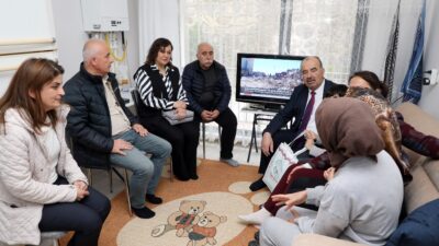 Başkan Türkyılmaz’dan Mudanya’ya yerleşen depremzedelere ziyaret