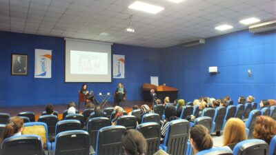 Yeşim’de Dünya Kadınlar Günü’ne özel söyleşi: Mizahın iyileştirici gücü