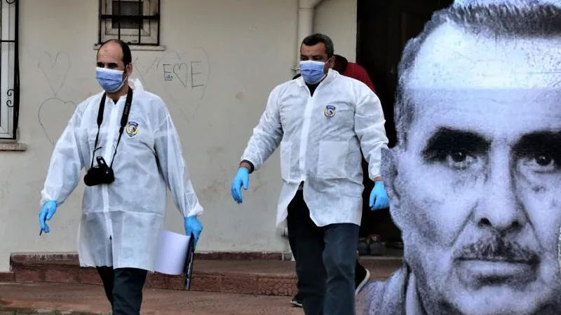 Evden gelen kötü koku alarma geçirdi! 5 gündür haber alınamayan adam ölü bulundu