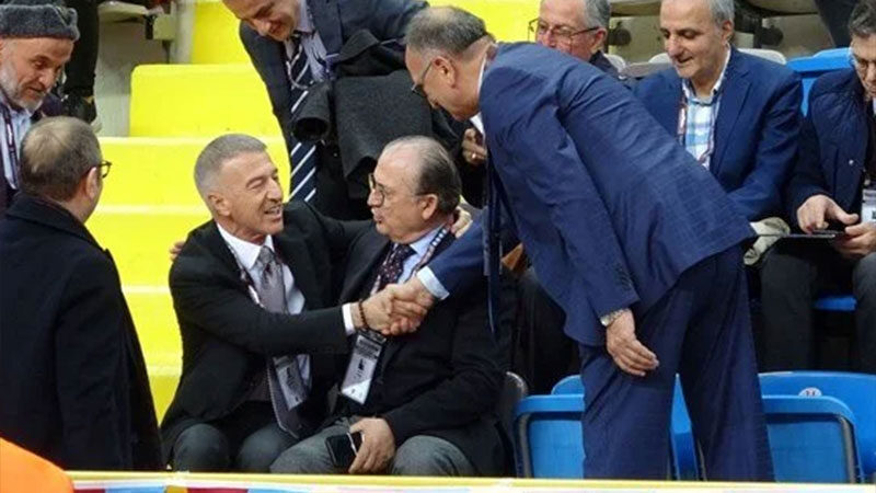 Trabzonspor’un borcu açıklandı! Trabzonspor’un yeni başkanının seçileceği olağanüstü genel kurul başladı. Genel kurula