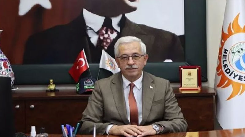 Belediye Başkanı’na Burhan Karışık bıçaklı saldırı! Bacağından yaralandı