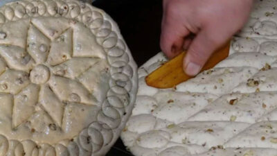 15 saatte mayalanıyor, 15 dakikada pişiyor! Lezzeti il dışına taştı, kargo ile gönderiyorlar