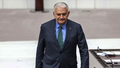 Binali Yıldırım’ın annesi hayatını kaybetti
