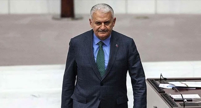 Binali Yıldırım’ın annesi hayatını kaybetti