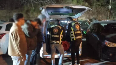 Hastane yolunu kesip halay çekmişlerdi! Yakalandılar