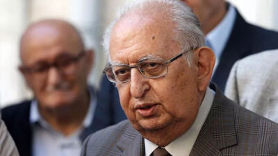 Hüsamettin Cindoruk hastaneye kaldırıldı