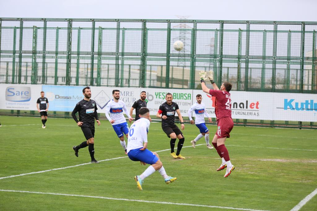 3.Lig’deki Bursa ekibini ‘Güldüren’ sonuç! 3.Lig’deki Bursa ekibini ‘Güldüren’ sonuç!